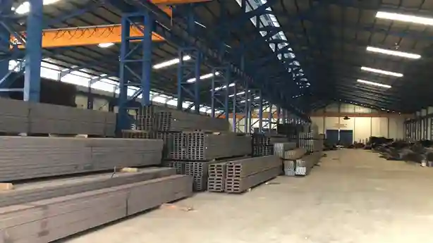 stock baja pipe piepa TABS provides durable construction metal products for industrial and structural projects across Indonesia. distributor pipa baja surabaya suplier flange surabaya gresik steel grating petronas fittings fitting flage flanges konstruksi construction TABS trijaya anugrah bina steel Hardware solutions pengiriman PLN